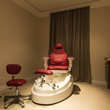 מלון Touring Wellness & Beauty