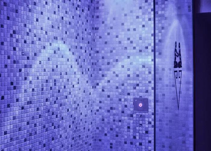 Touring Wellness & Beauty Отель