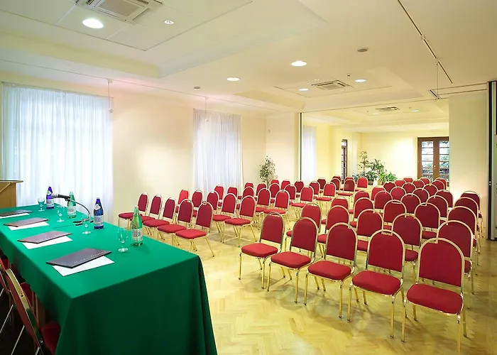 Touring Wellness & Beauty Отель