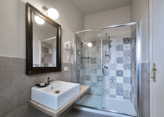 Touring Wellness & Beauty Отель